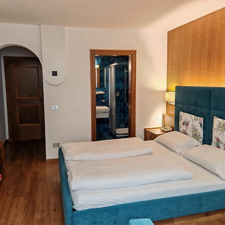 Hotel Alpenblick Sarentino 외부 사진