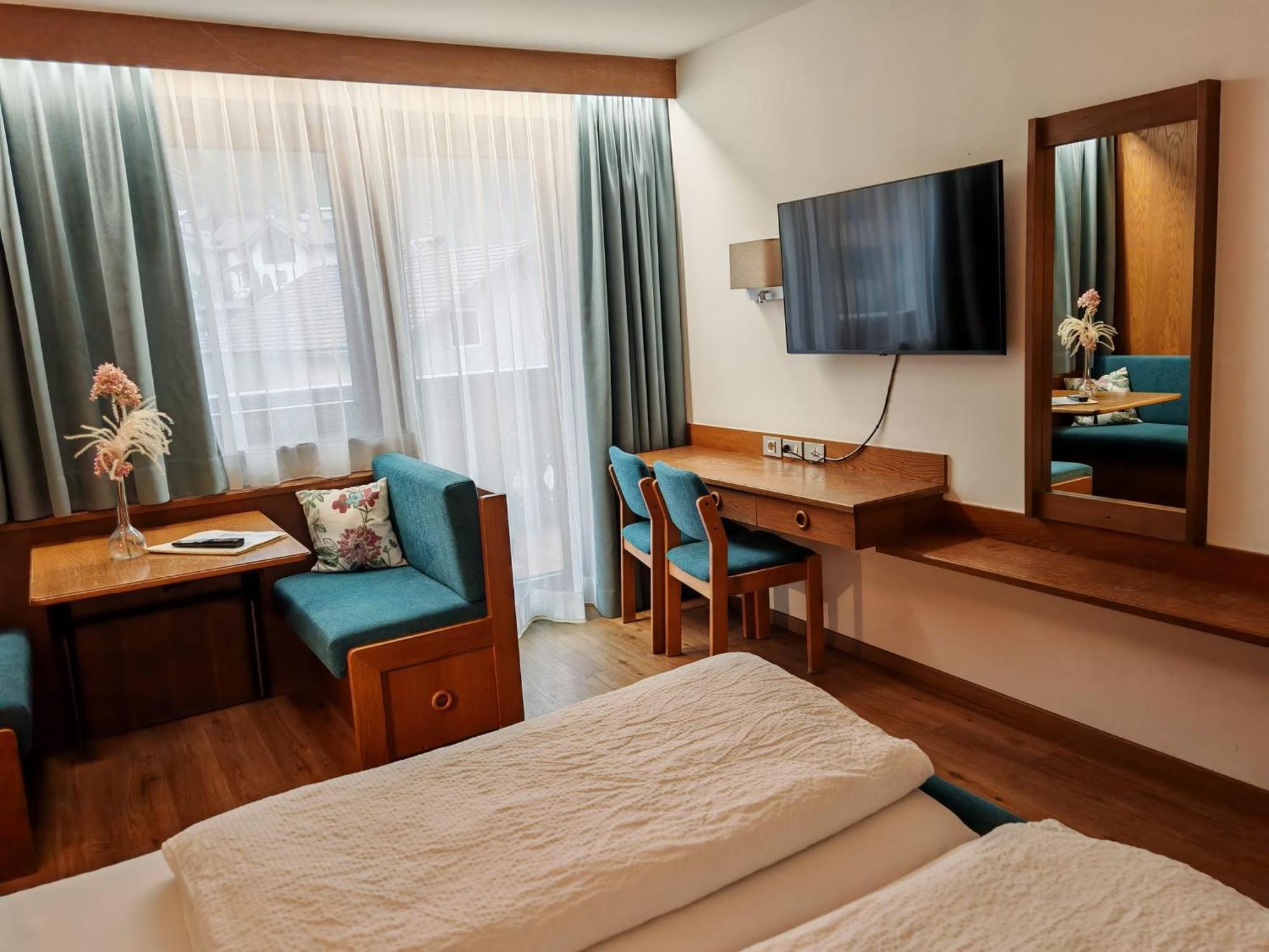 Hotel Alpenblick Sarentino 외부 사진