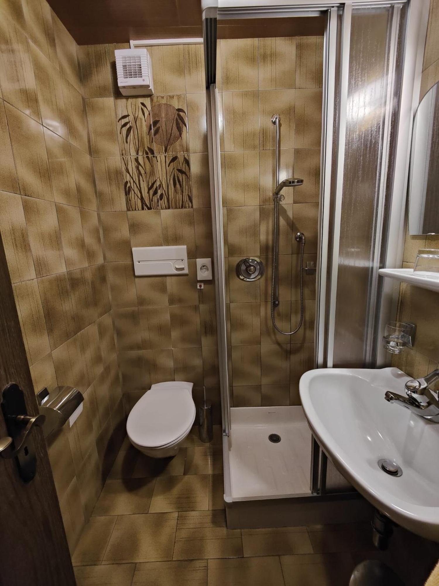 Hotel Alpenblick Sarentino 외부 사진