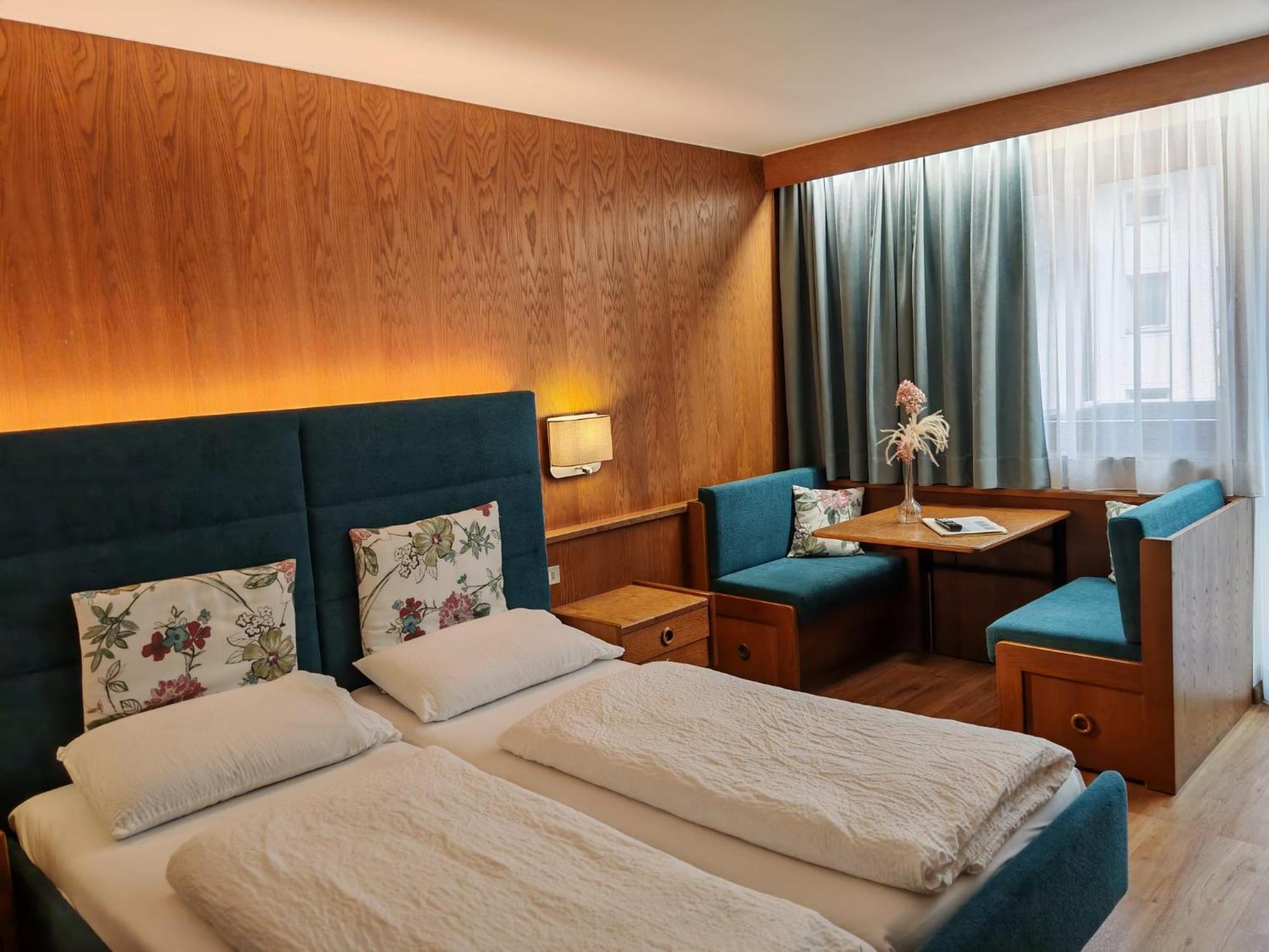 Hotel Alpenblick Sarentino 외부 사진